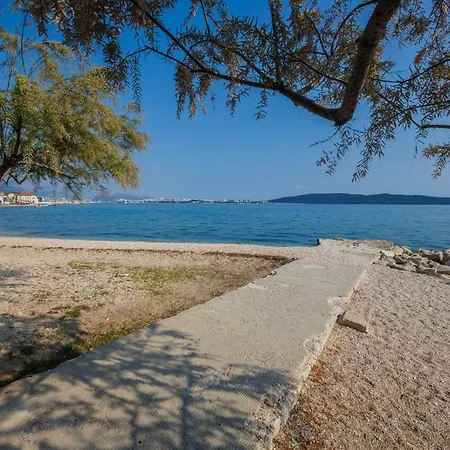 Slonic Apartment Kastela