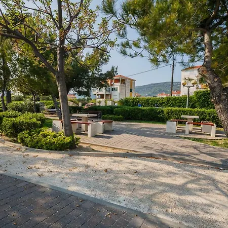 Slonic Apartman Kastela