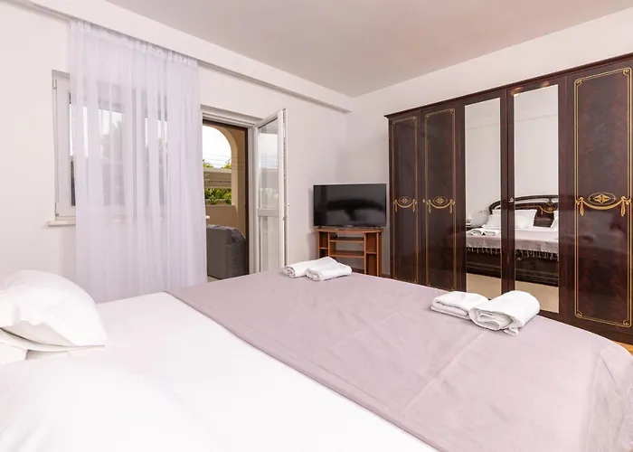 Slonic Apartman *